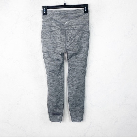 [Gap] Gray Striped Cropped Leggings - Picture 3 of 3